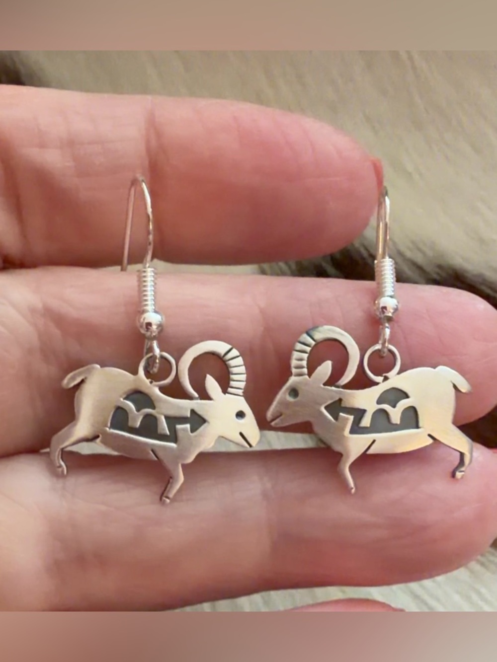 ❤️ Native American Artisan Sterling Silver Mountain Goat with Symbols Earrings